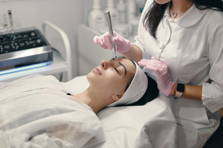 
Medical Microneedling to Reduce Pore Size image